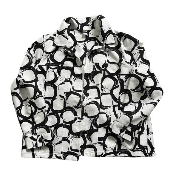 ALIA BLACK &WHITE COAT - Picture 3 of 11